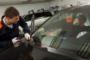 Reno Sparks Auto Glass Windshield Repair Technicians